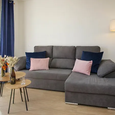Apartment Marina Real Iii-3 By Interhome *